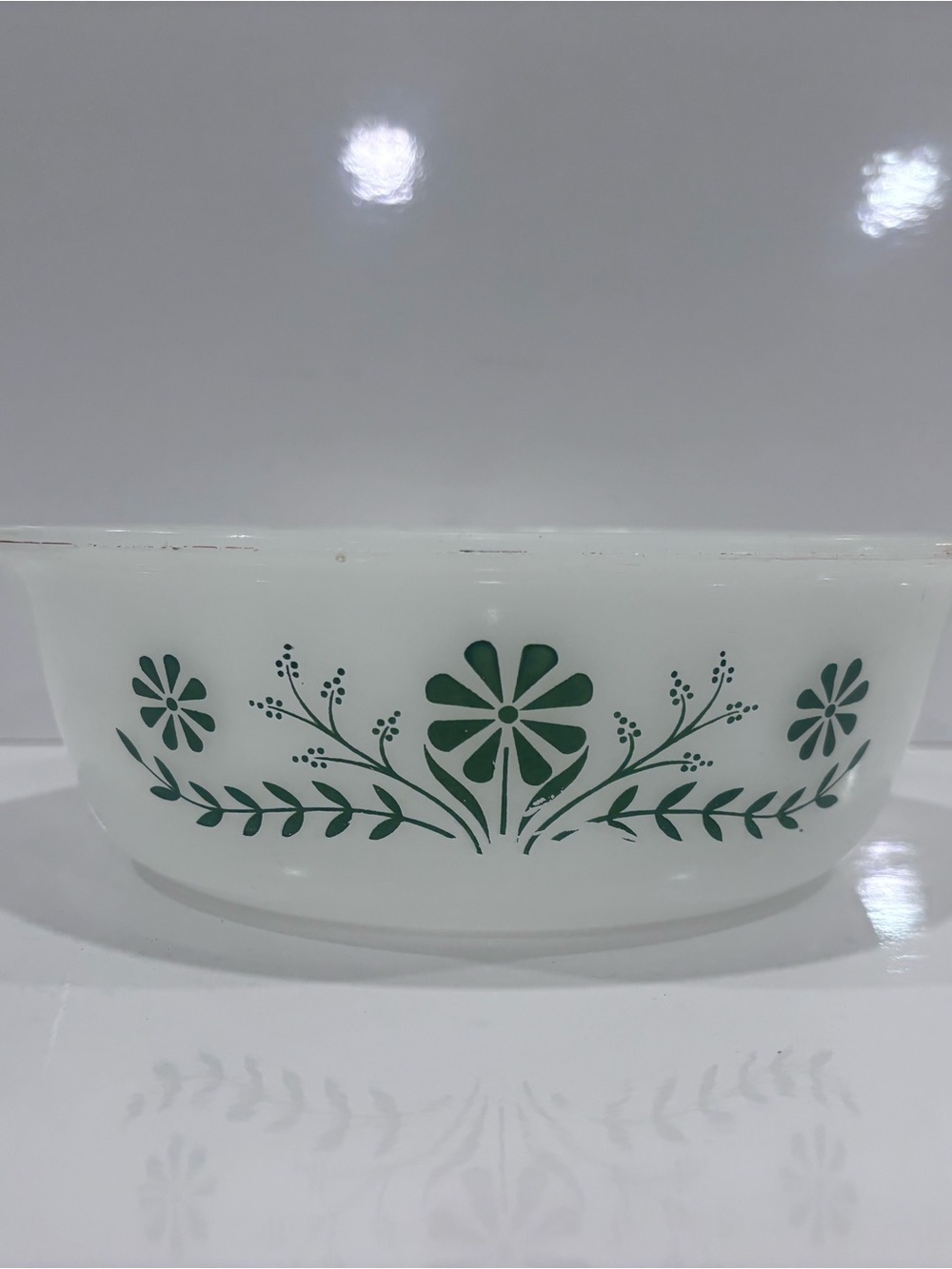 Glasbake green daisy Milk Glass Casserole Dish. J514 -2qt